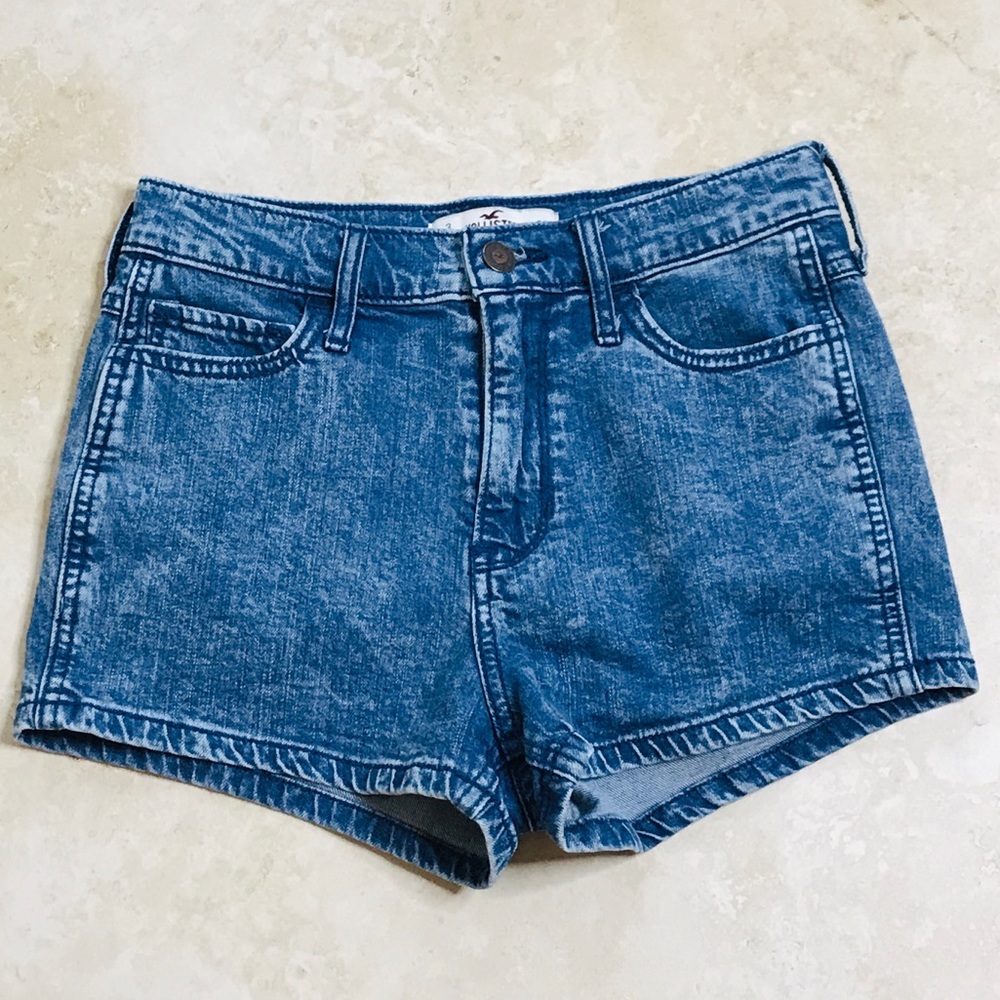 HOLLISTER High Rise Jean Shorts I Size 3 / 26